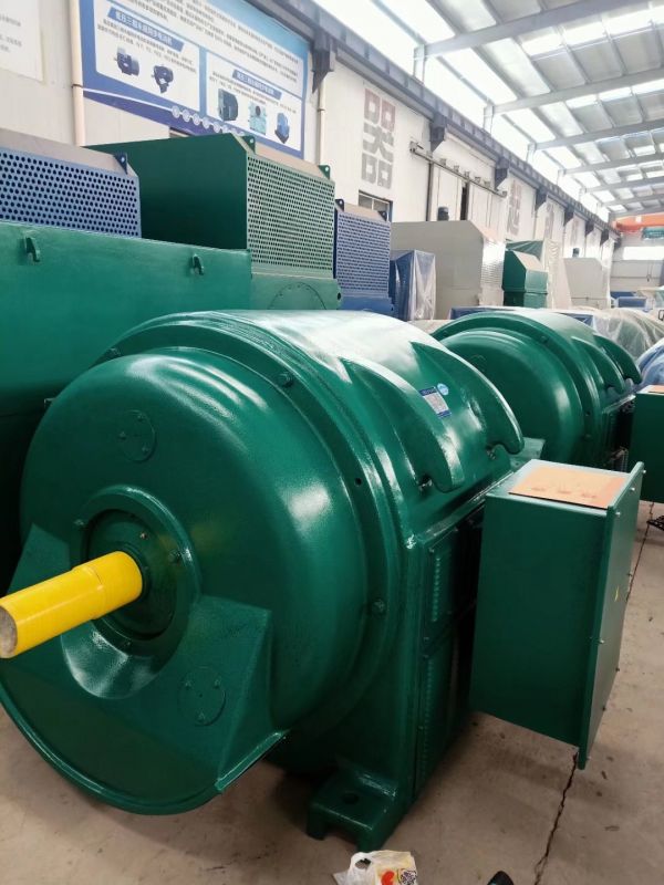 YRT係列（H560-630）高低（dī）壓三相異步（bù）電（diàn）機